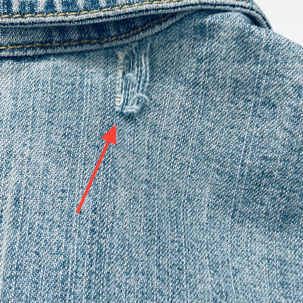 Levi Strauss Signature Jean Jacket Womens L Light Wash Denim Trucker Distress - Picture 14 of 16